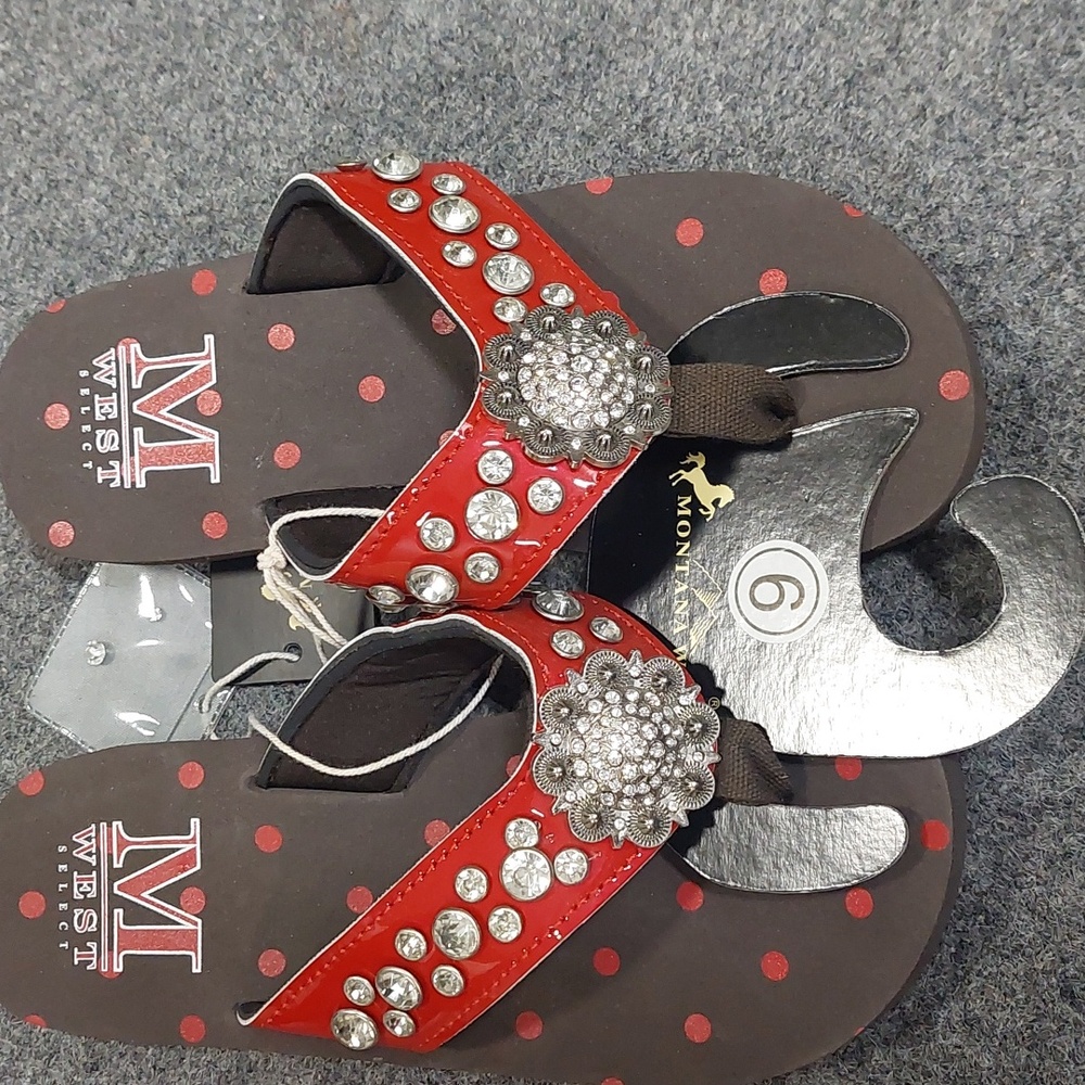 Montana West red w/rhinestone flip flops